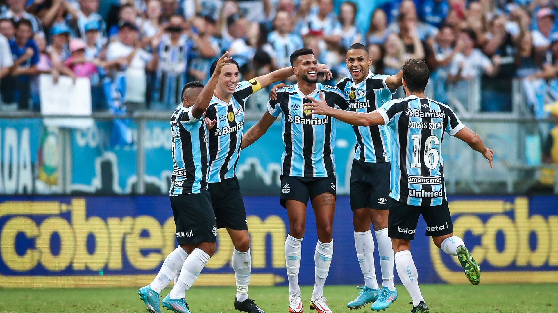 Provável escalação do Grêmio para encarar o Vila Nova