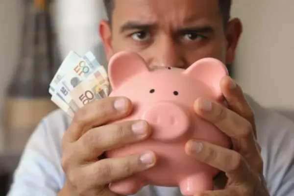 Protección de Cesantías en Colombia: La Guía Definitiva para Evitar Pérdidas (¡No Te Quedes Pobre!)
