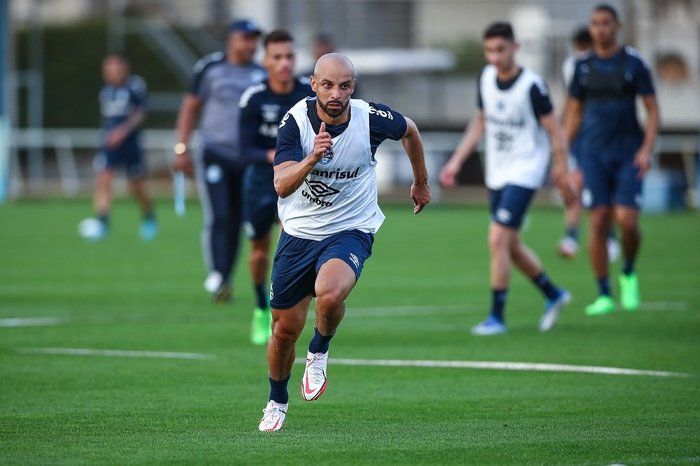 Este jogador deve virar o novo titular de Renato no Grêmio