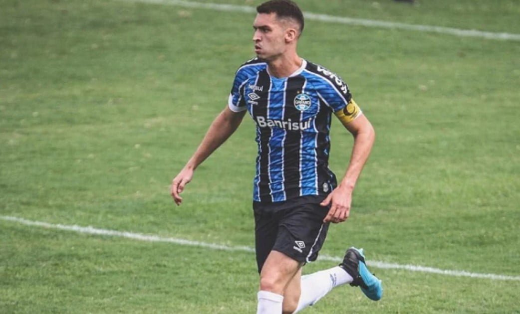 venda de zagueiro Emanuel